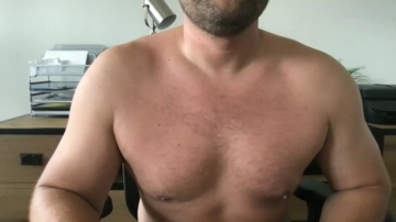 Thick_Thigh_Dilf  04-07-2021